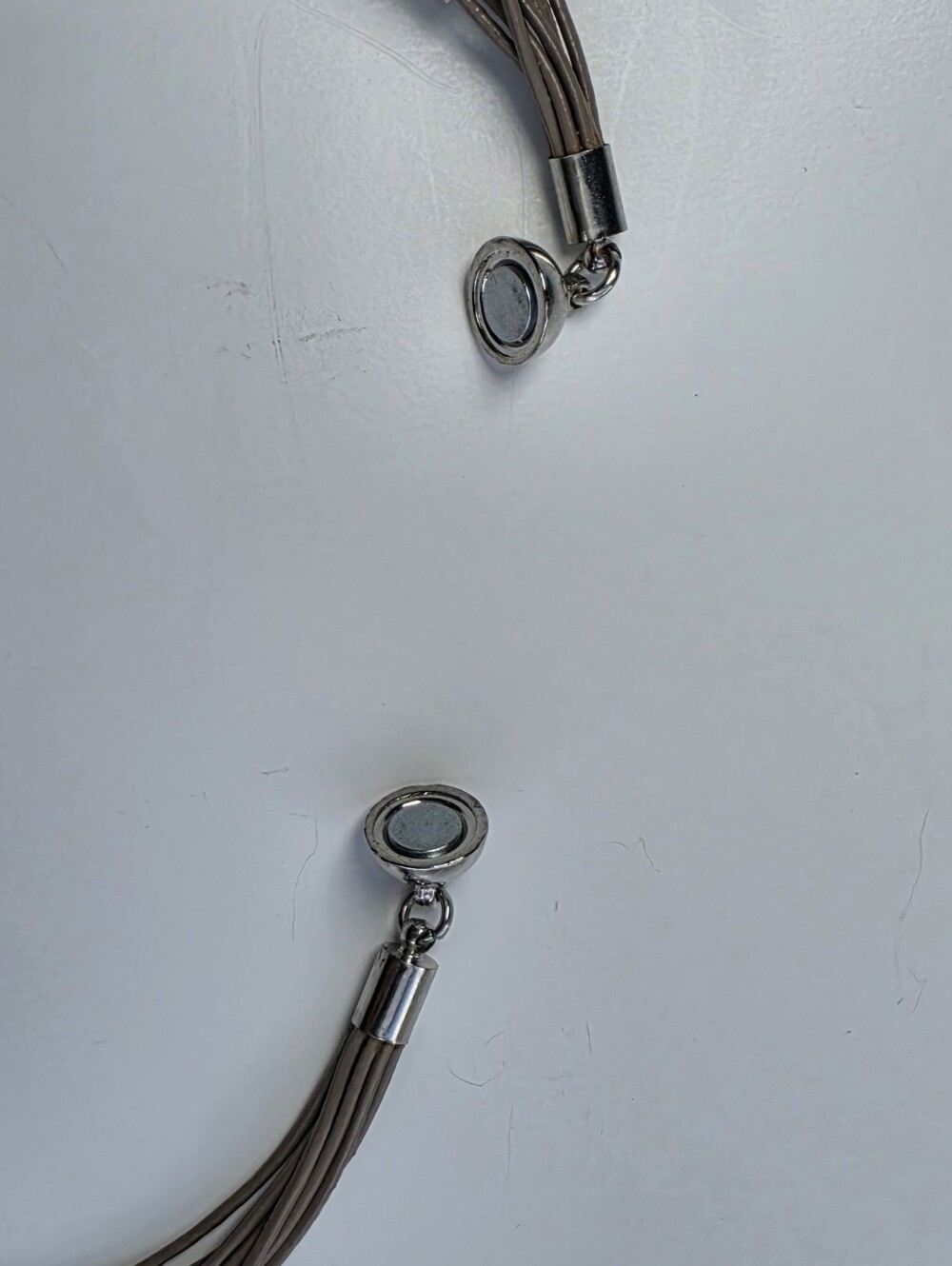 Multi-Strand Grey and Silver-Tone Lariat Necklace w Pearls w magnetic closure - Picture 3 of 9